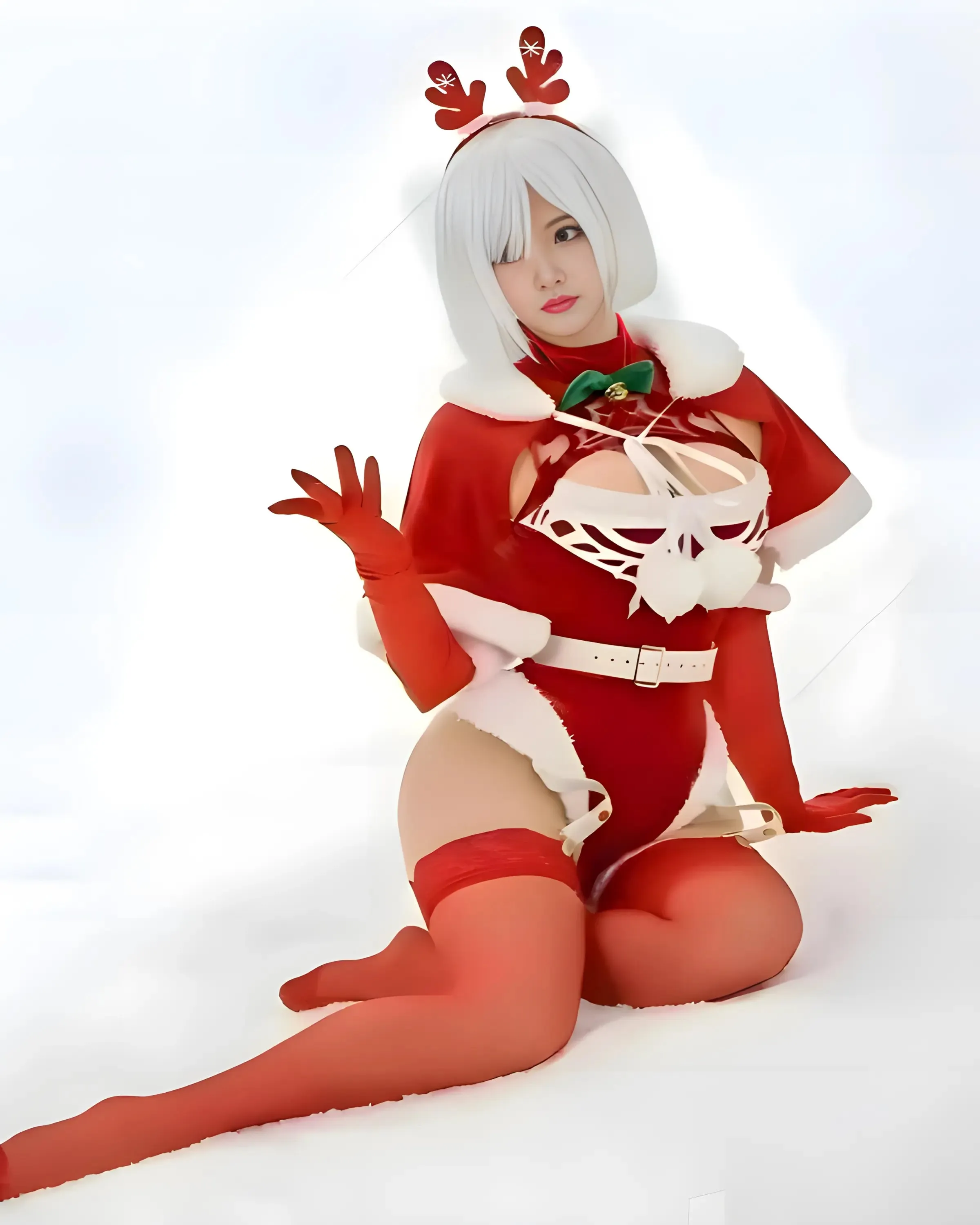 Holly's Festive Christmas Cosplay Set From Costume Glamour