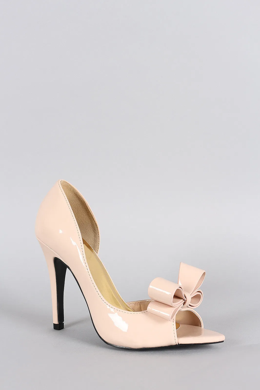 Patent Bow Dorsay Pump