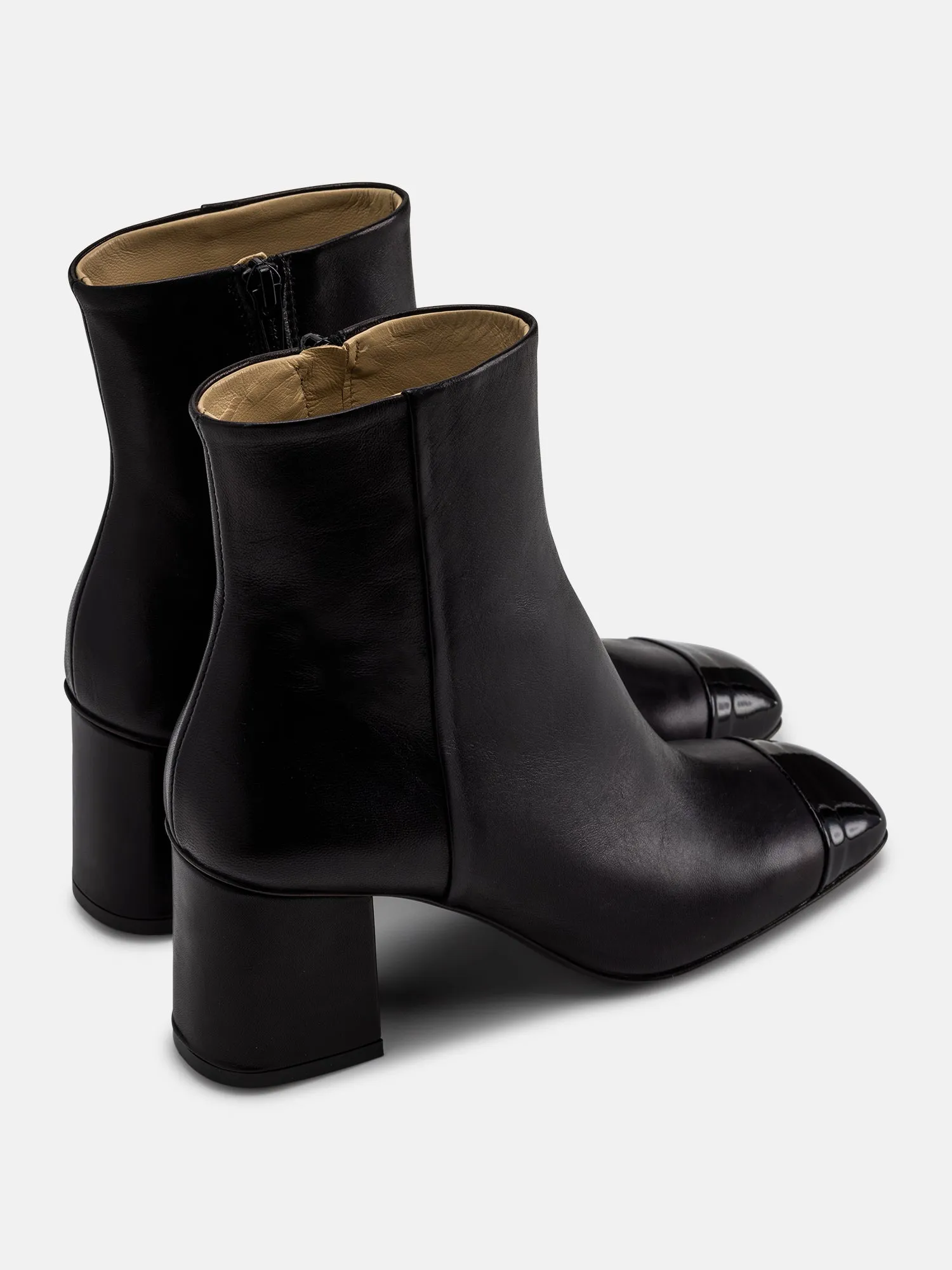 The Livi Black - Final Sale