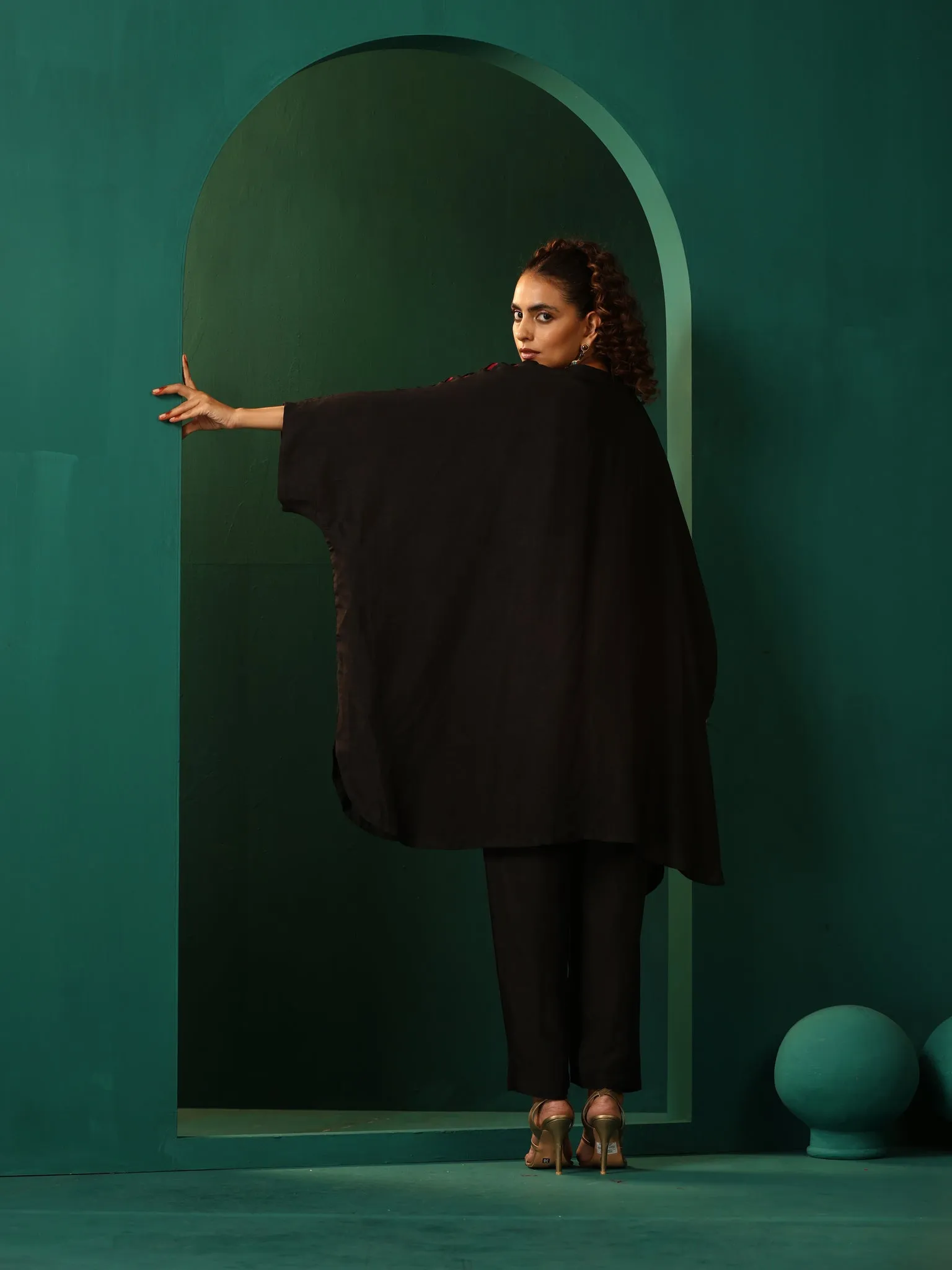 trueBrowns Black Silk Kaftan Pant Set